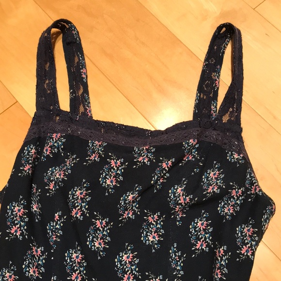 Abercrombie & Fitch Navy Floral & Lace Romper - Picture 2 of 7